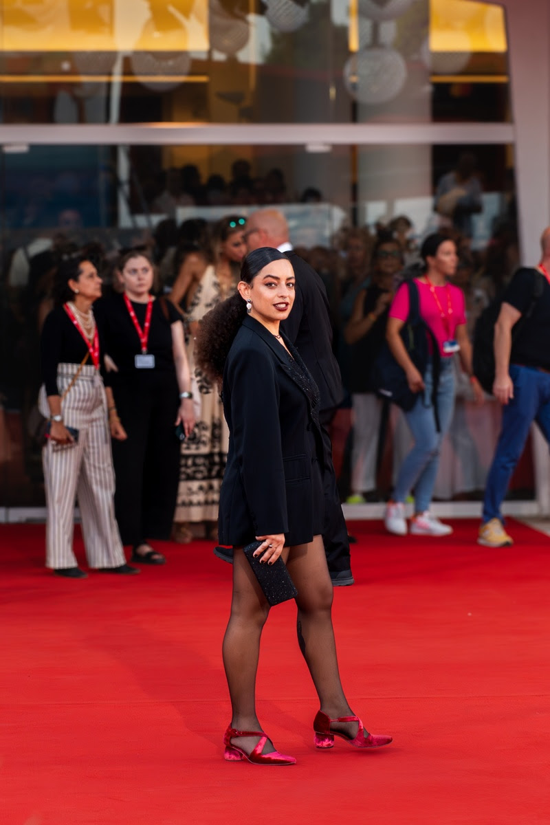 Atriz Pri Helena estreia no Festival de Veneza no filme de Walter Salles - Cartão de Visita News