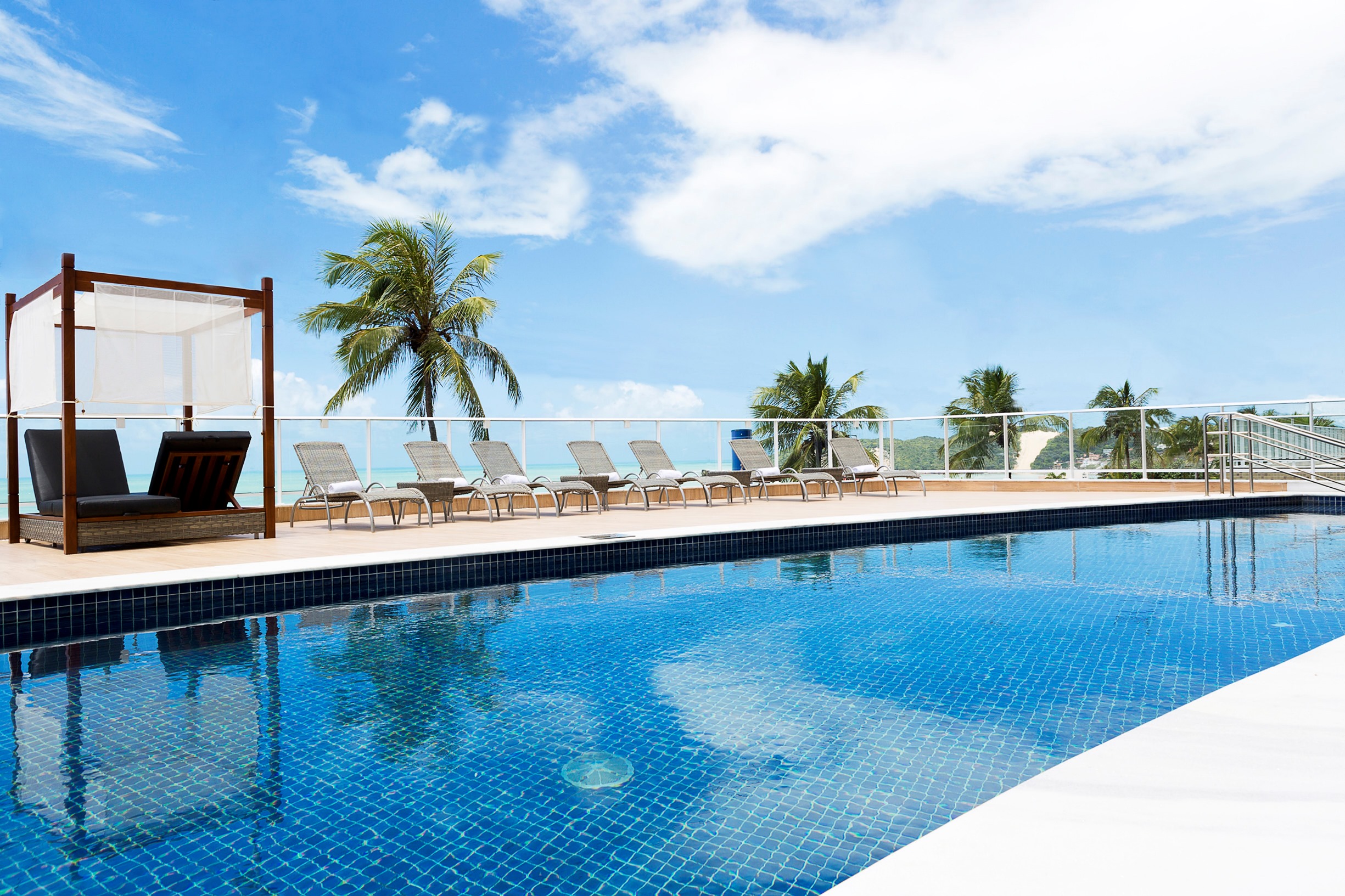Golden Tulip Natal Ponta Negra celebra Dia dos pais com day use e café ...